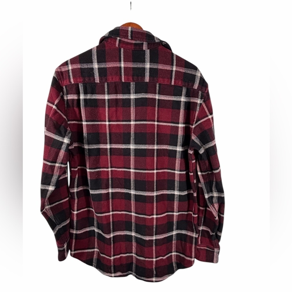 St Johns Bay Mens Plaid Flannel Shirt Red Black Medium - Picture 2 of 6
